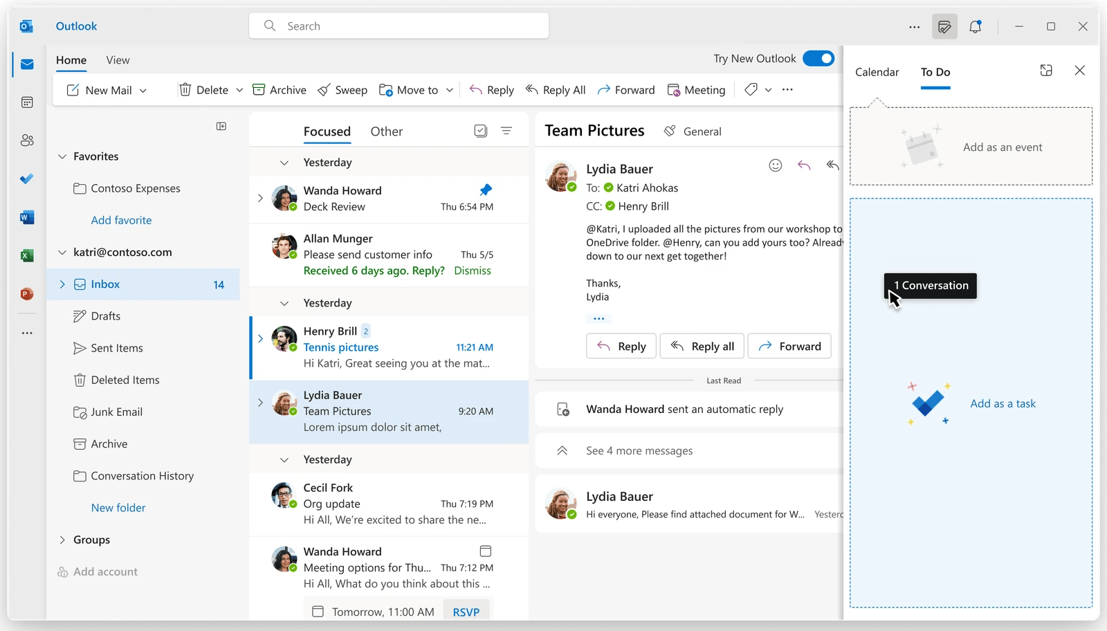 El nuevo Outlook en inglés, con el panel Mi día abierto en la pestaña To Do: un correo de la bandeja de entrada a punto de soltarse en la zona Add as a task, debajo de Add as an event