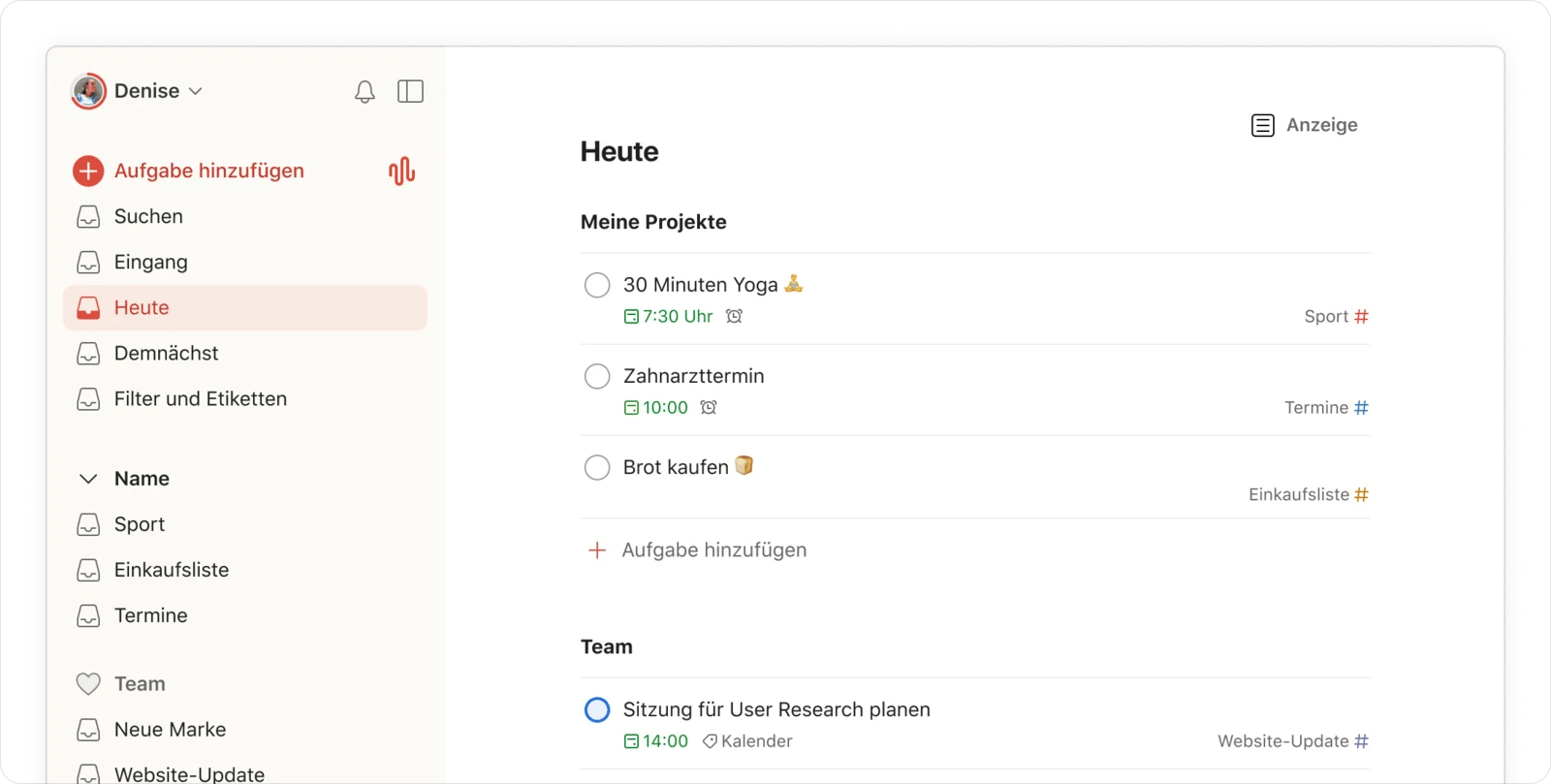 Todoist-Desktop-App mit der Ansicht Heute: Aufgaben nach persönlichen Projekten und Team gruppiert, jeweils mit Uhrzeit, Erinnerung und Projekt