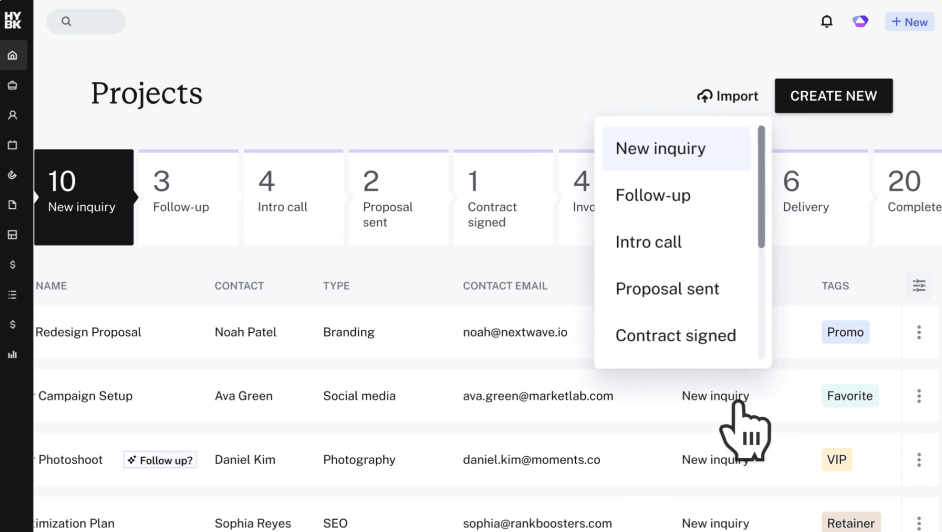 HoneyBook Projects pipeline with counters for each stage, from 10 new inquiries through follow-up, intro call, proposal sent, contract signed, delivery and 20 complete, above a project table with contact, type and tag columns