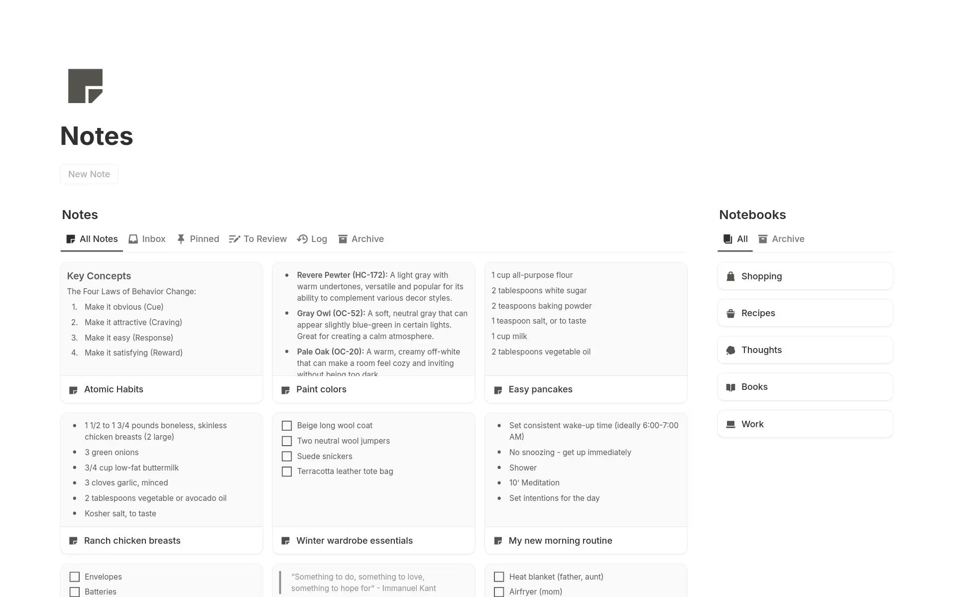 ‘Notes by Vicky Chris’라는 제목의 Notion 템플릿 스크린샷: 깔끔한 화이트 워크스페이스에 ‘Notes’ 헤딩, ‘New Note’ 버튼, 필터 바(모든 노트, 수신함, 고정, 검토, 로그, 보관)가 표시됨. 아래에는 3열 카드형 노트(습관 단서, 페인트 견본, 치킨 레시피, 옷장 목록, 팬케이크 재료)가 배열돼 있고, 오른쪽 사이드바에는 쇼핑, 레시피, 생각, 책, 업무 등의 폴더가 그룹화돼 있음.