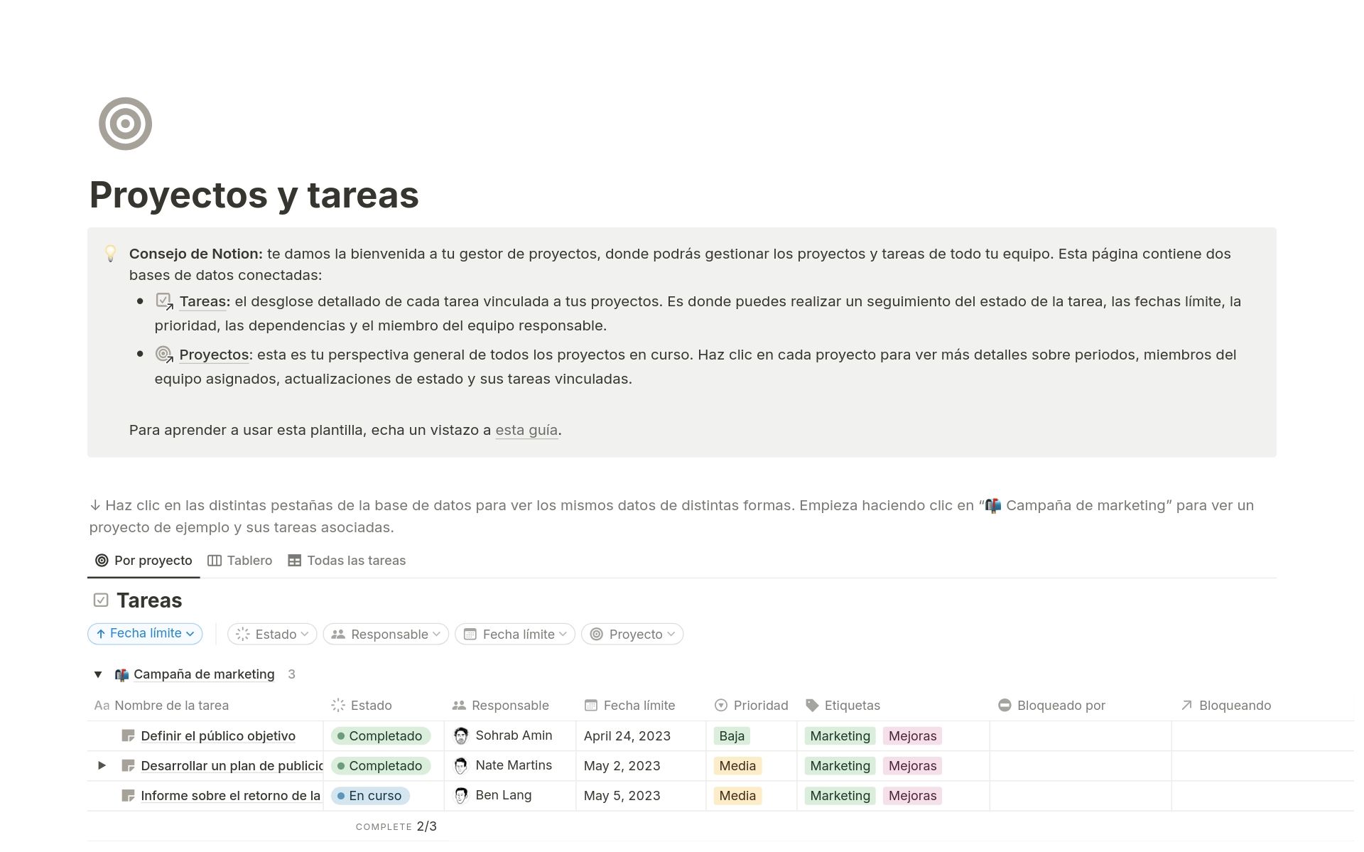 Plantilla Proyectos y tareas en Notion con tareas organizadas por área con estados, responsables, fechas de entrega, prioridades y etiquetas en formato tabla