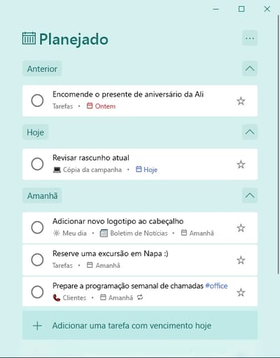 A lista inteligente Planejado do Microsoft To Do, com as tarefas agrupadas em Anterior, Hoje e Amanhã