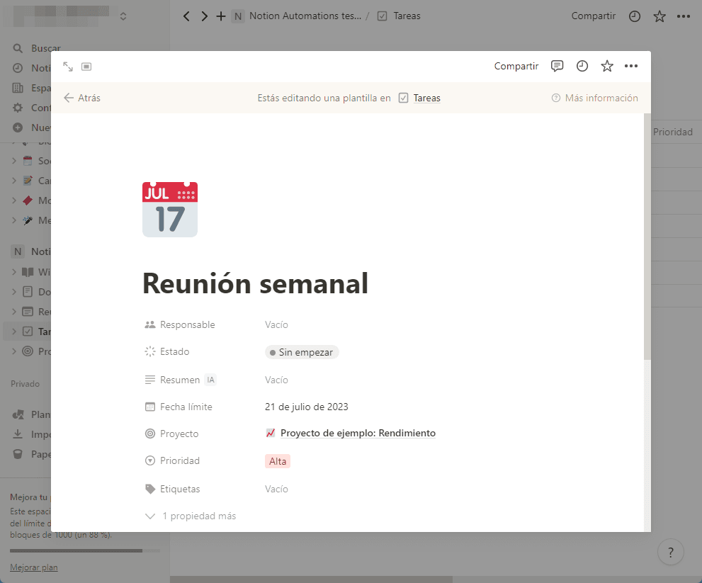Configura las propiedades de tu plantilla
